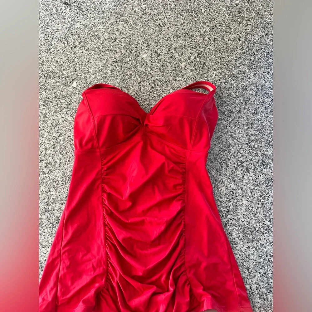 Tankini ๐ - Picture 2 of 4